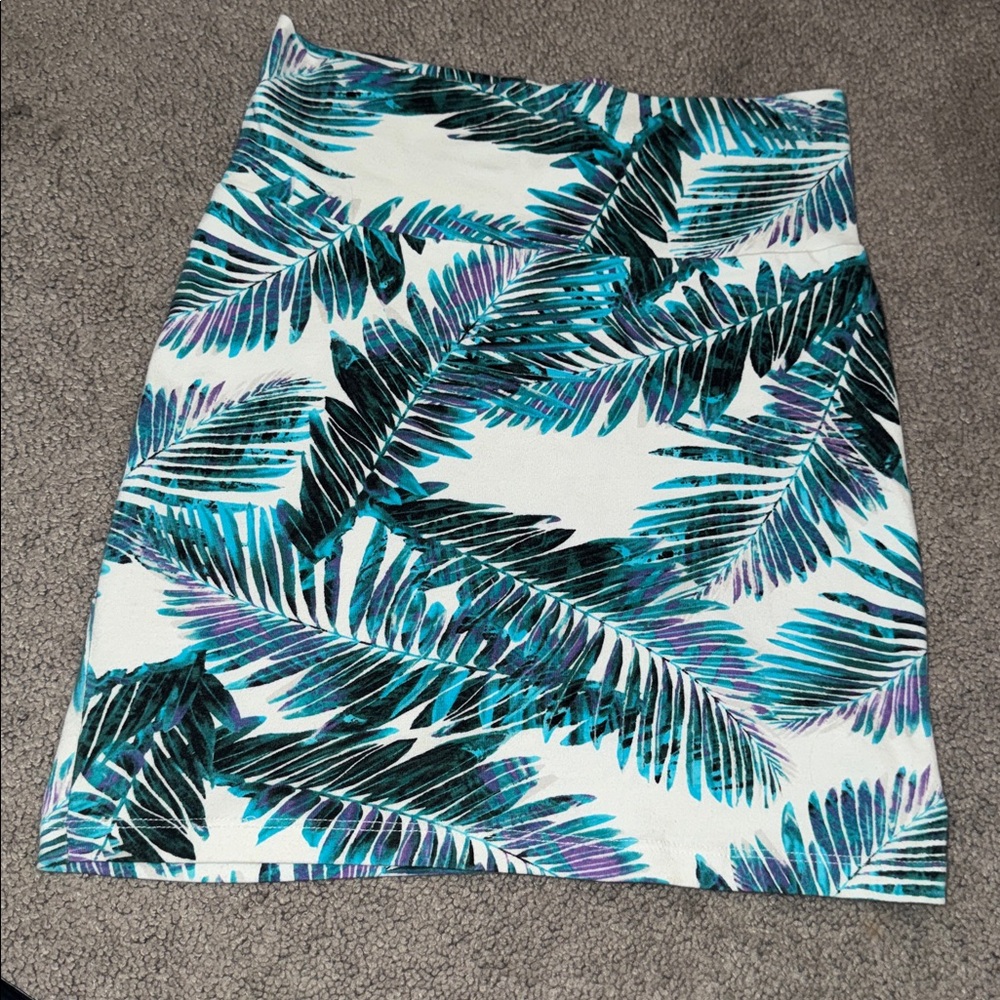 Charlotte Russe Tropical Print Mini Skirt - Blue, Purple, Black, White